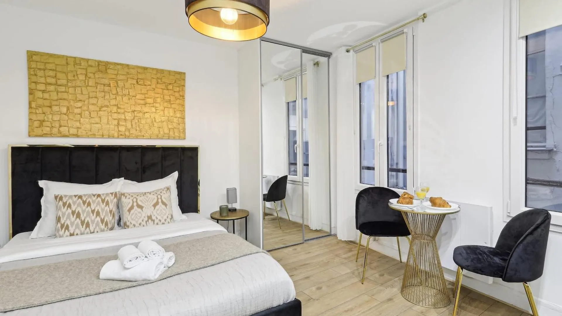 Bnbnova - Louvre & Tuileries Gardens Paris Apartment